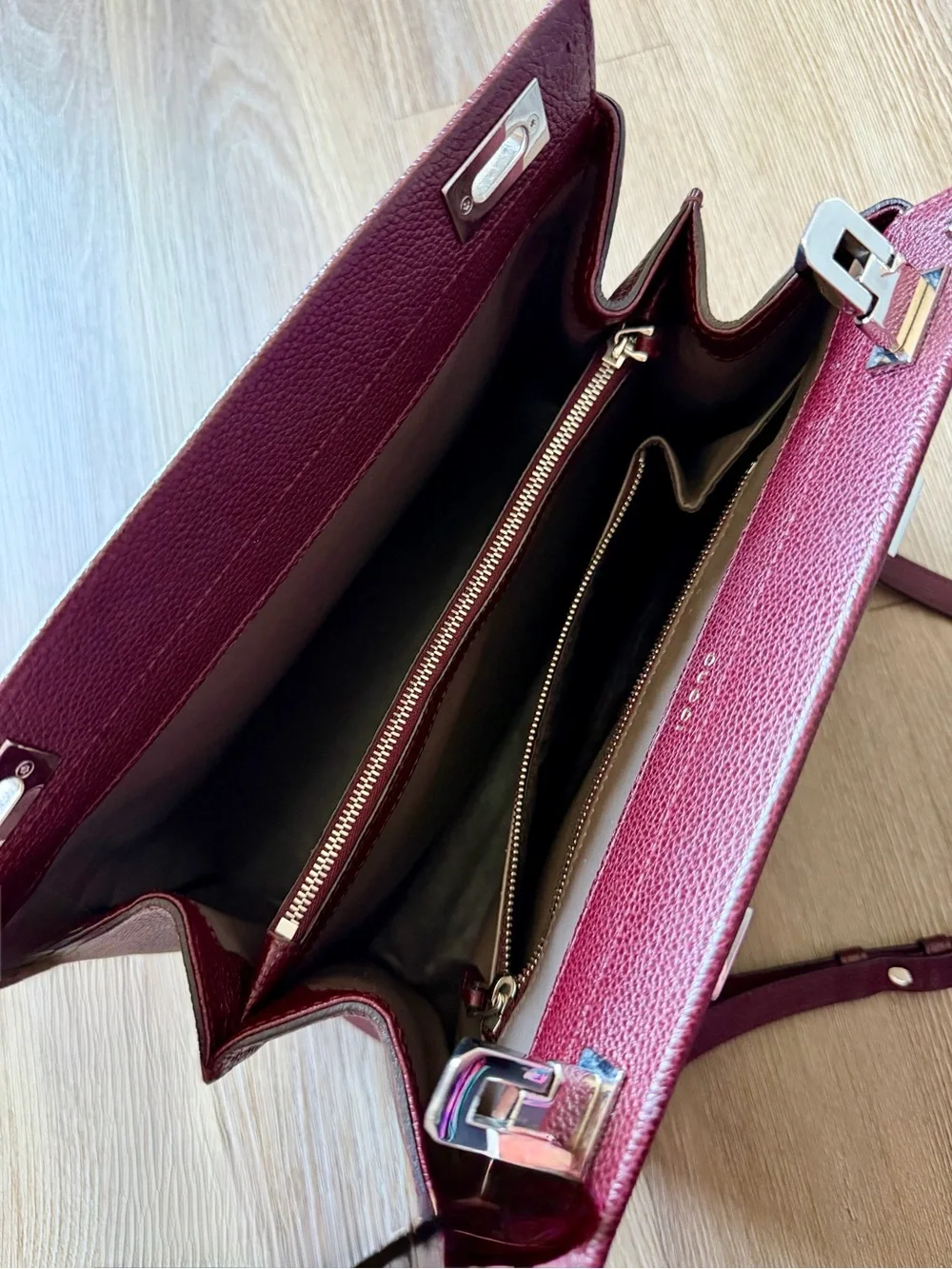 Gucci Women’s Burgundy Leather Top-Handle Satchel with Gold GG